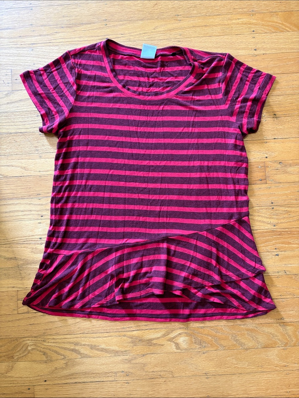 Women’s CAbi Tee Shortsleeve Top Small